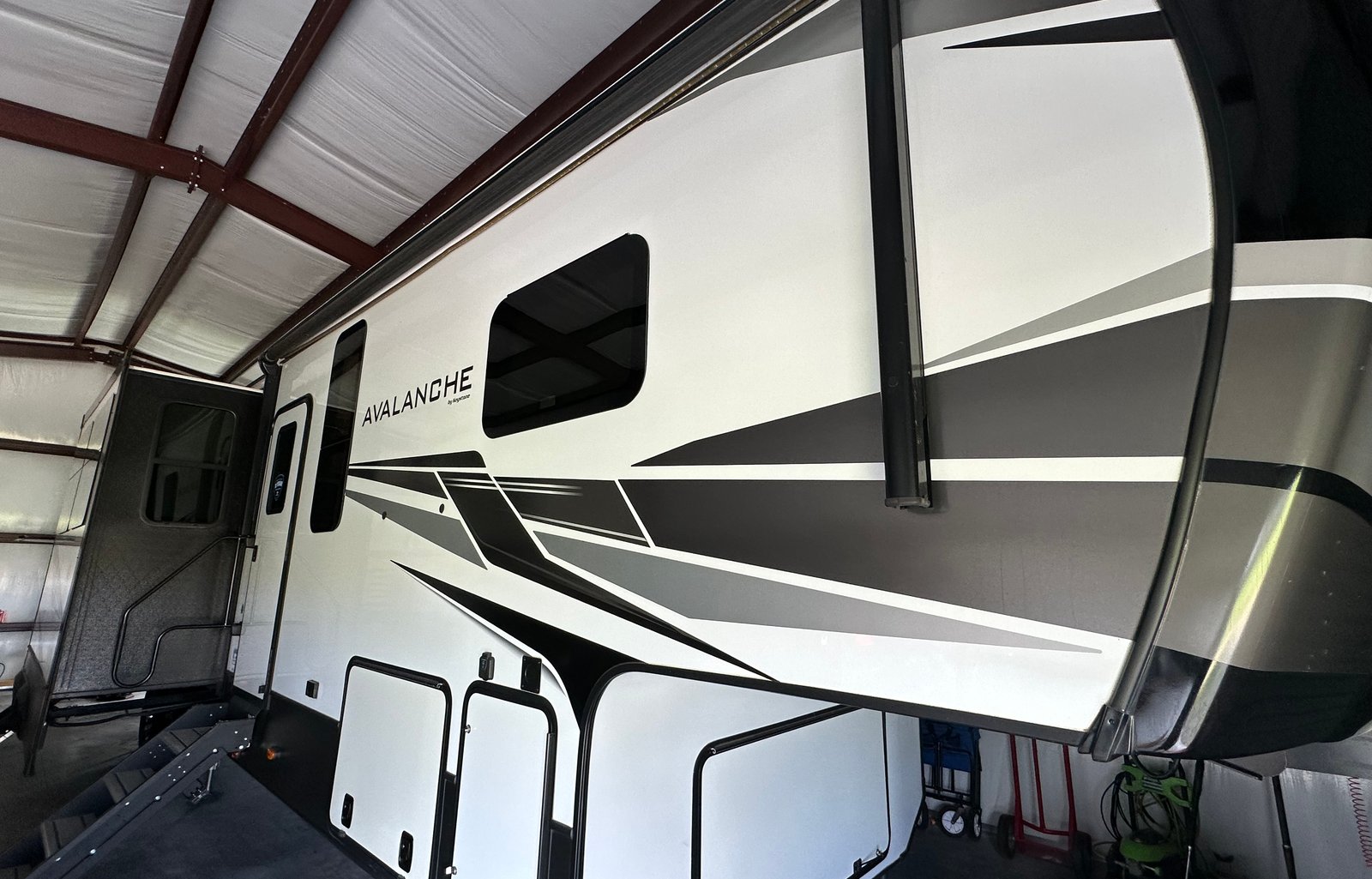 2021 Keystone Rv Avalanche 378BH