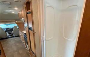 2018 Winnebago Minnie Winnie 31K