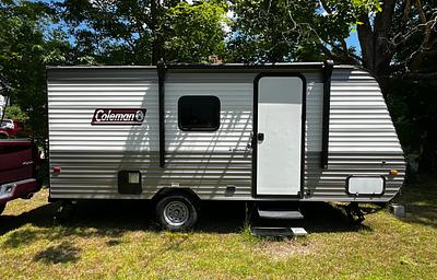 2023 Dutchmen RV Coleman Lantern LT Series 17B RV rental photo 3