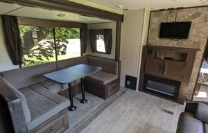 Families up to 10 | Bunkhouse Style | Large Fridge