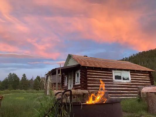 001, Loop: AREA WEST FORK ROCK CREEK CABIN