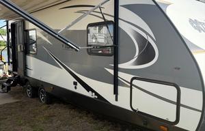 2017 Forest River RV Vibe Extreme Lite 258RKS RV rental photo 1