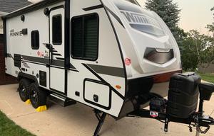 2021 Winnebago Industries Towables Micro Minnie 2100BH