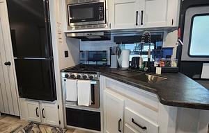 Paradise - Hassle-Free, Adventure-Ready Rental