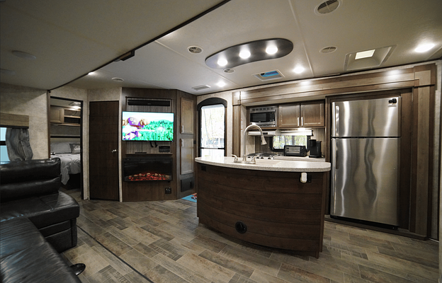 The Mesa Ridge, from Glampers RV Rentals LLC