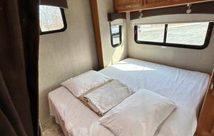 KOURTNEY 2019 NeXus RV Phantom 25P