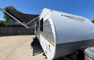Sequoia Gateway Family RV — 2025 Wildwood X-Lite