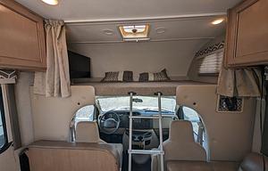 Thor Daybreak | Comfy and Well-Built Class C RV
