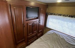 Great family camper with bunkhouse