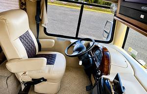2011 Thor Motor Coach Windsport 30Q