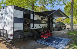 '24 Cherokee Grey Wolf Bunk House - Delivery ONLY