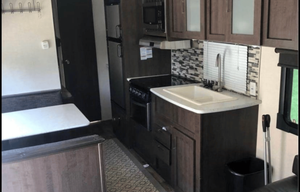2018 Forest River RV Salem Cruise Lite 261BHXL RV rental photo 3