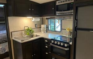 2019 Cruiser Shadow Cruiser 277BHS