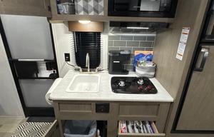 Firefly | Fully Stocked Family Camper | Sleeps 5