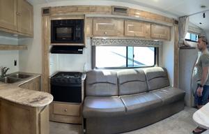 Festival Friendly RV Rental Sleeps 6