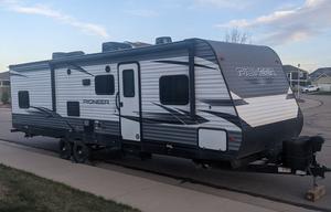 2020 Whole family hauler QB00