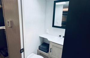 2024 Salem Cruise Lite 273QBXL RV rental photo 16