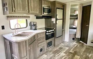 2020 Fully equipped, camping supplies