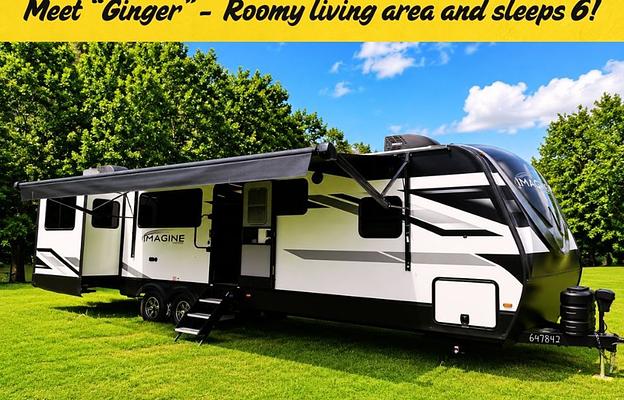 Meet "Ginger" Sleeps 6 Comfortably!