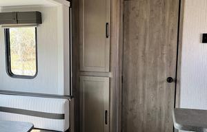 Amazing Bunkhouse, Outside Kitchen, Fireplace