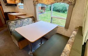 Bunkhouse Camper | Sleeps 8 | Fully Stocked