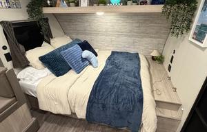 2026•Sleeps 8•Full Bunks•Slide-Out•Outdoor Kitchen