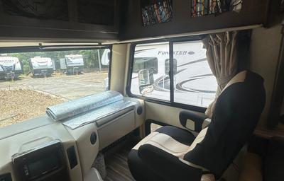 2018 Thor Motor Coach ACE 30.2 RV rental photo 3