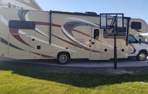 2017 Thor Motor Coach Chateau 31E Bunkhouse