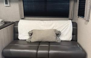 Fully stocked, Pet Friendly RV. SLEEPS up to 12!