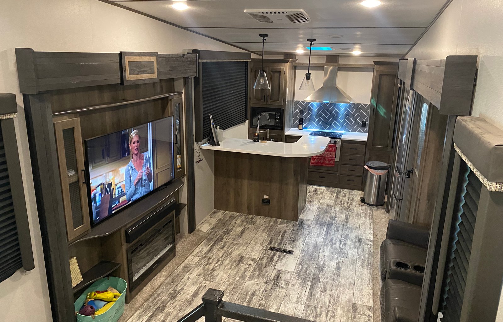 2021 Keystone RV Sprinter 3550FWMLS