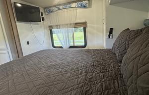 Cozy, Dog Friendly RV