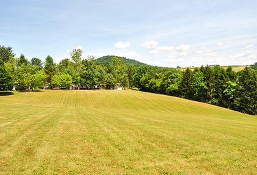Robin Hill Campground