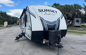 2021 CrossRoads RV Sunset Trail SS272BH