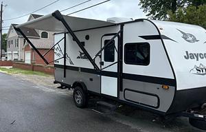 2022 Jayco Jay Flight SLX 8 242BHS RV rental photo 7