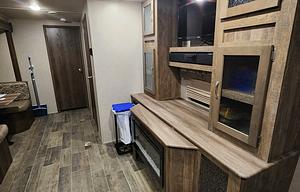 Wanderer-For Couples Who Love to Travel in Comfort