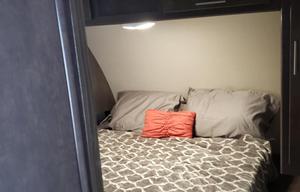 2018 CrossRoads RV Sunset Trail Super Lite SS289QB