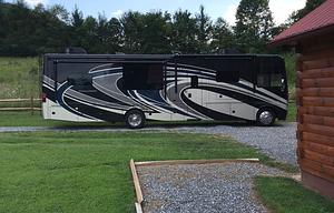 2019 Thor Motor Coach Challenger 37KT