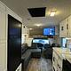 Newly Renovated RV - Minnie - Adventure Machine