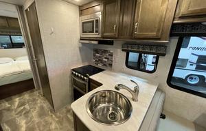 2022 Gulf Stream 30ft RV with free private shuttle