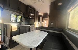 24' Versatile Voyager, Pet-Friendly, Equipped!