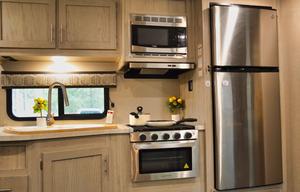 2022 Coachmen RV Catalina Legacy 323BHDSCK RV rental photo 13
