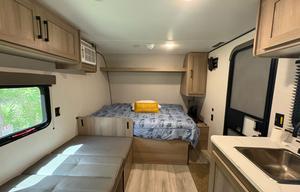 Clean & Cozy Coleman 17B Camper