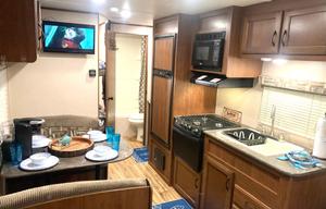 Get Out of Town!  2016 Jayco Jay Flight SLX 264BHW
