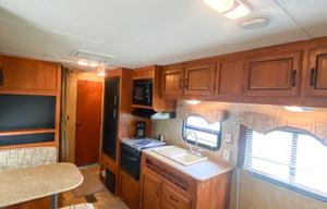 29' Coachmen Catalina DELIVERY ONLY - Hassel FREE!