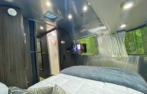 2019 Airstream RV International Signature 25FB