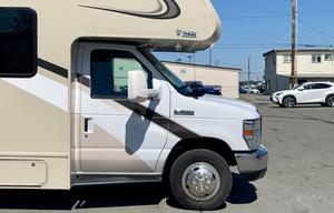 GUS - 2019 Thor Motor Coach Four Winds 30D