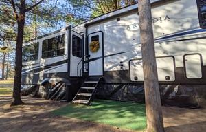 Keystone Arcadia Pet Friendly