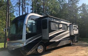 2004 Fleetwood RV Revolution LE 40E