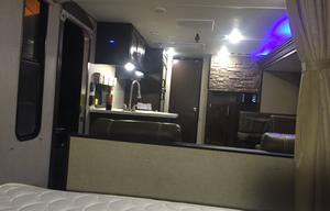 NICE SMALL TRAILER FOR COUPLE OR FAMILY OF 4 PEOPLE. GOOD FOR CAMPING OR ROMANTIC GATEWAY, BUSINESS TRIP.