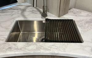 Grand Design Imagine XLS 23BHE upgraded Queen bed!